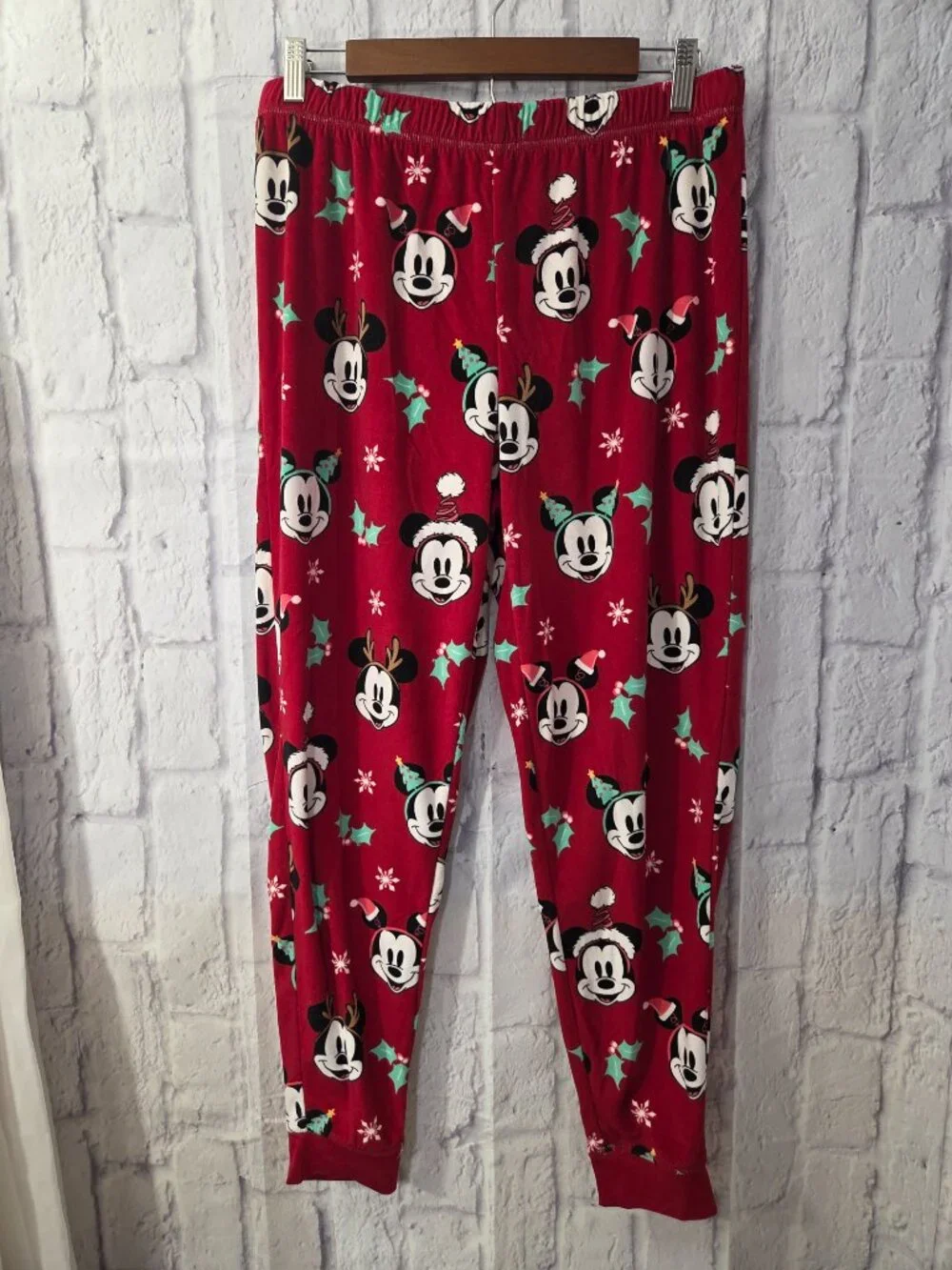 Disney Mickey Mouse Medium Red Fleece Christmas Holiday Pajama Set - Picture 2 of 9